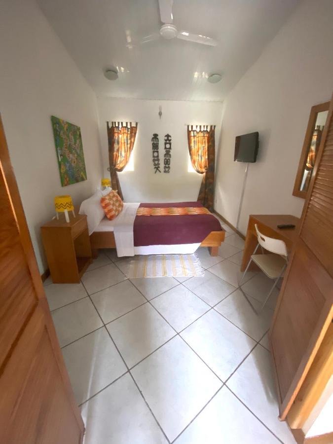 Laparadiseinn Accra Ngoại thất bức ảnh